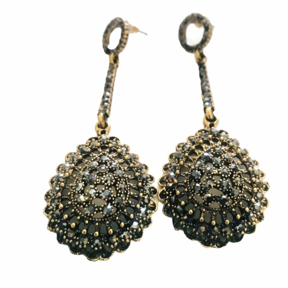 Golden Linings Jewelry - Pretty iridescent dangling earrings